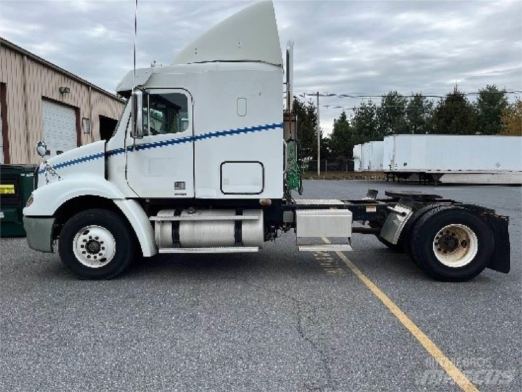 Freightliner CL112G Cavalos Mecânicos