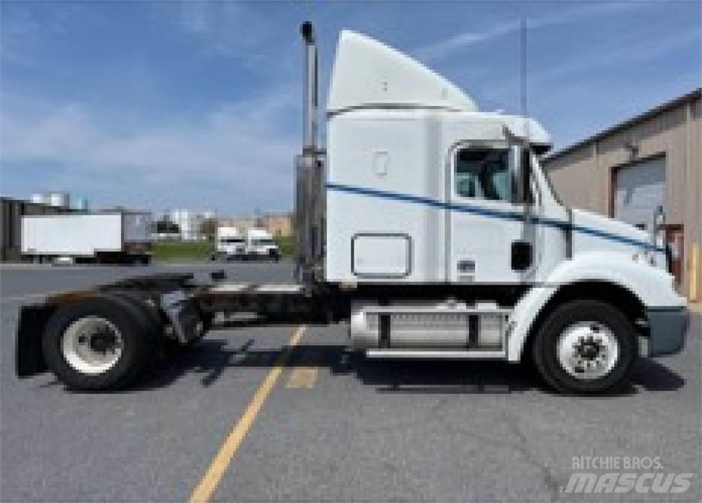 Freightliner CL112G Cavalos Mecânicos