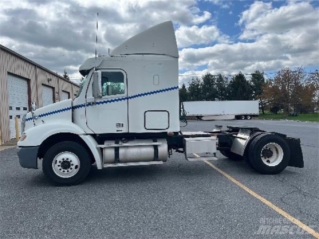 Freightliner CL112G Cavalos Mecânicos