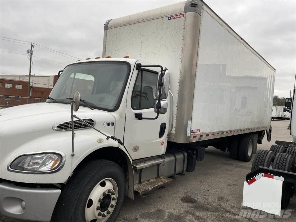 Freightliner M2 Caminhões de caixa fechada
