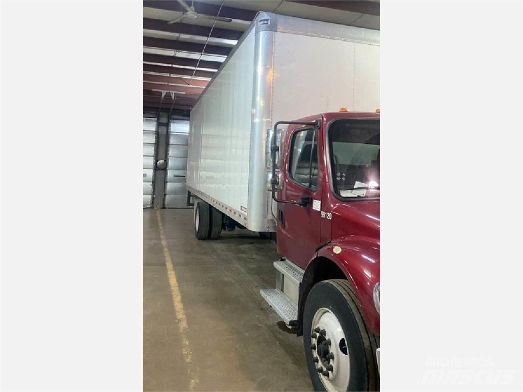 Freightliner M2 Caminhões de caixa fechada