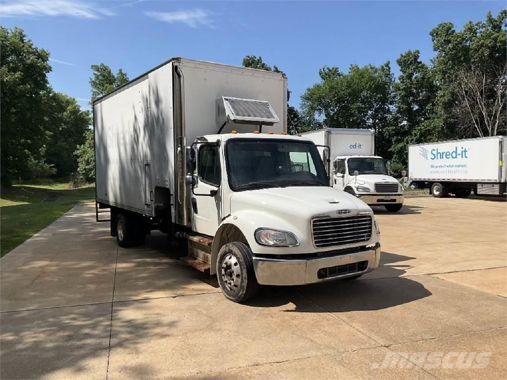 Freightliner M2-106 Caminhões de caixa fechada