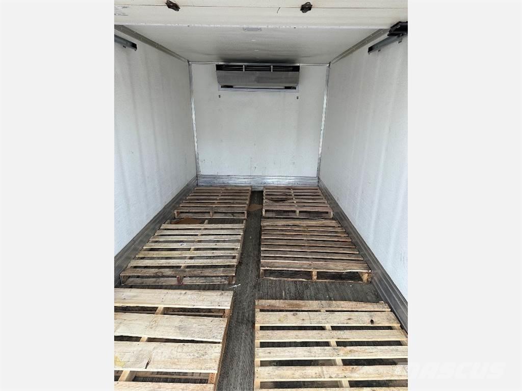 Freightliner M2 106 Caminhões caixa temperatura controlada