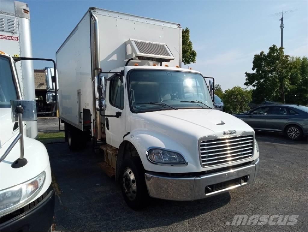 Freightliner M2-106 Caminhões de caixa fechada