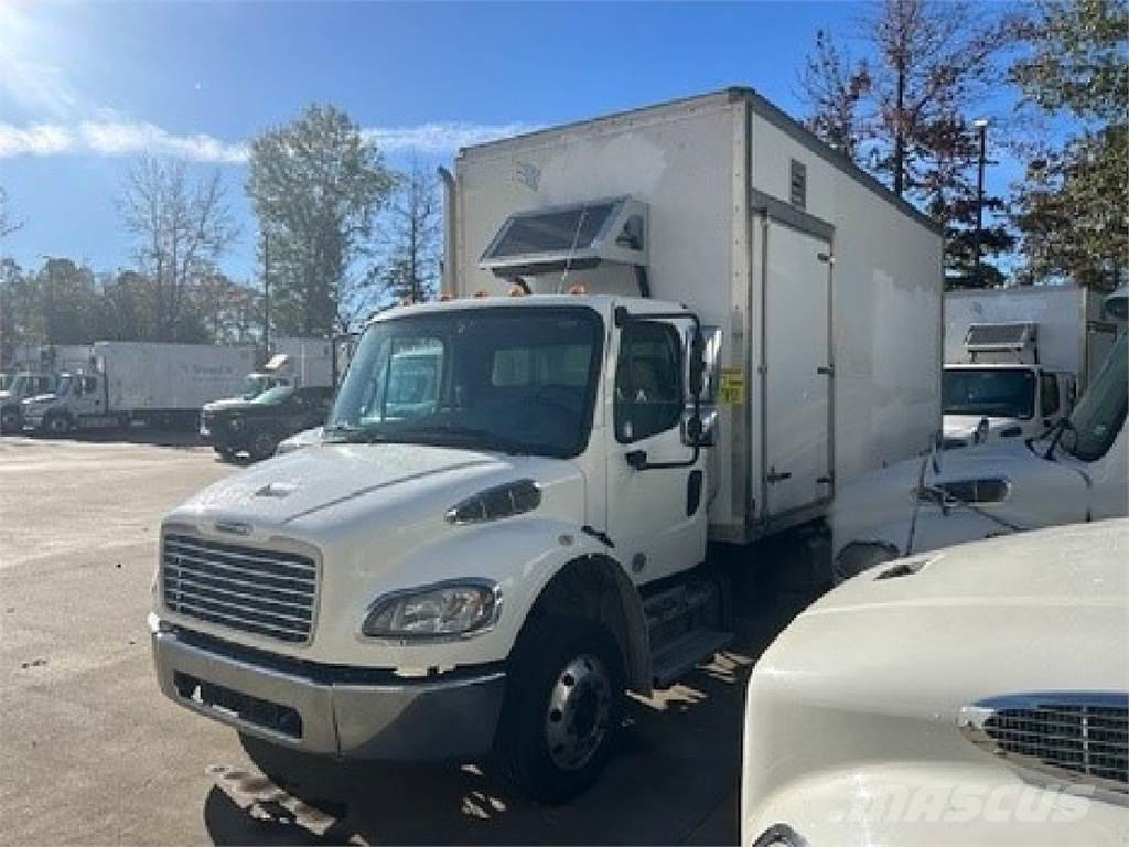 Freightliner M2-106 Caminhões de caixa fechada