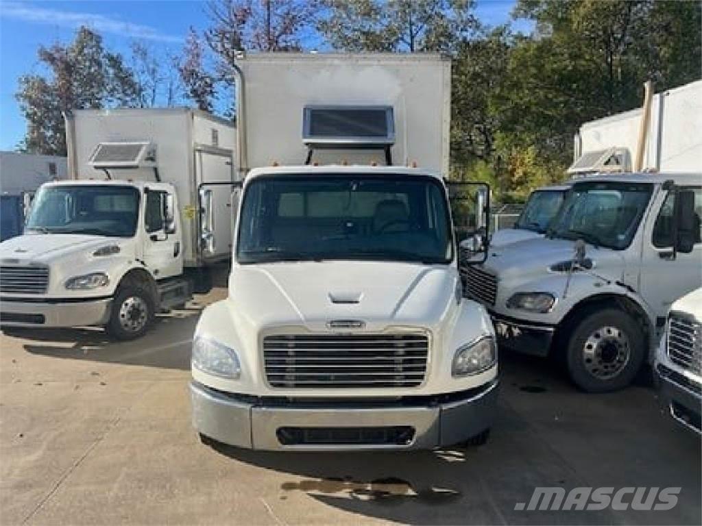 Freightliner M2-106 Caminhões de caixa fechada