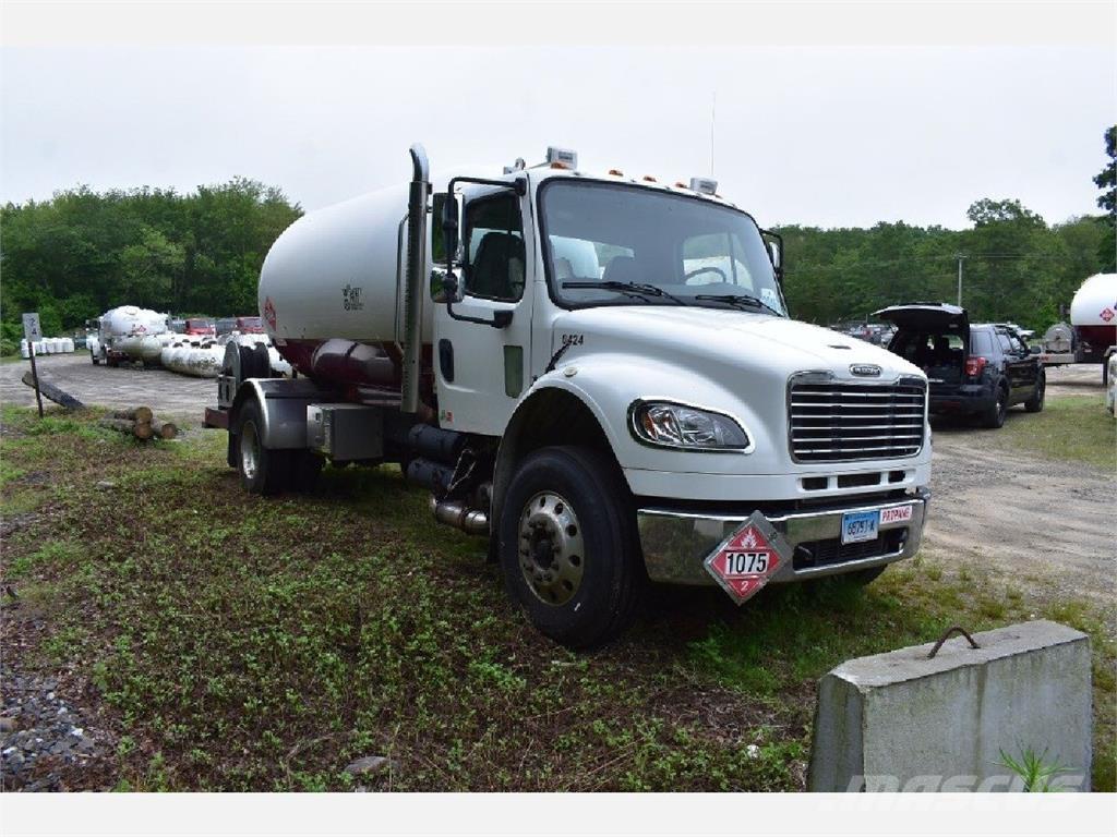 Freightliner M2-106 Outros Camiões