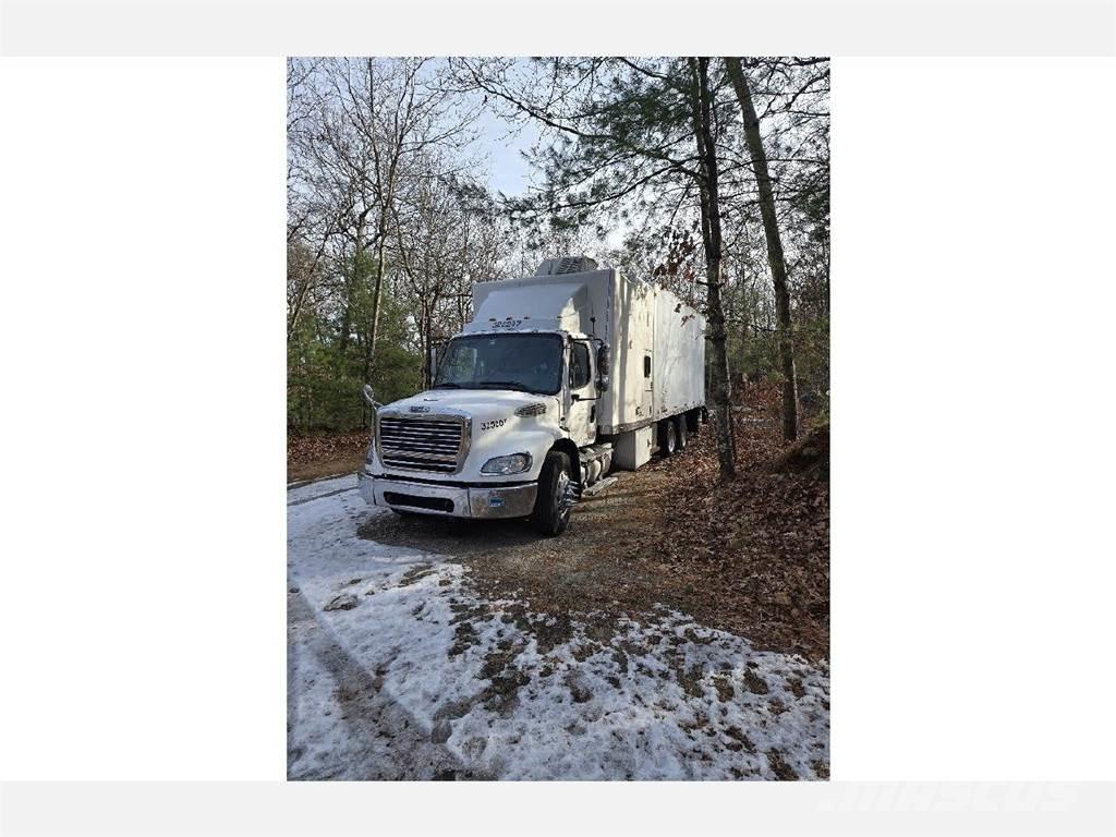 Freightliner M2-112 Caminhões de caixa fechada