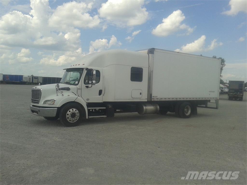 Freightliner M2-112 Caminhões de caixa fechada