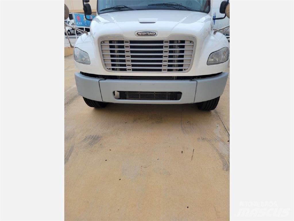 Freightliner M2106 Camiões de entrega de bebidas