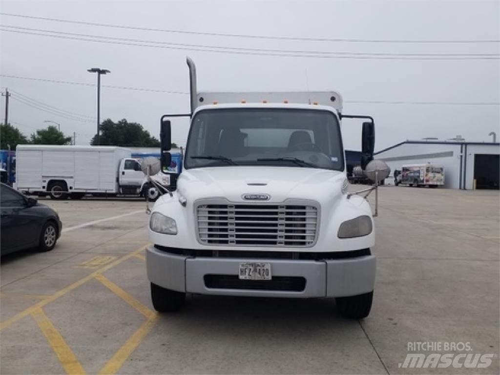 Freightliner M2106 Camiões de entrega de bebidas