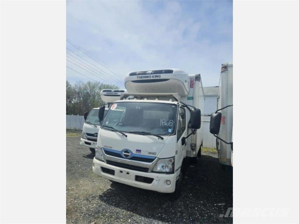 Hino 195 Caminhões caixa temperatura controlada