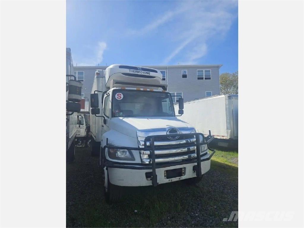 Hino 268 Caminhões caixa temperatura controlada