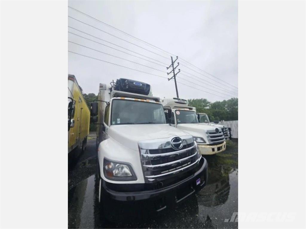 Hino 268 Caminhões caixa temperatura controlada