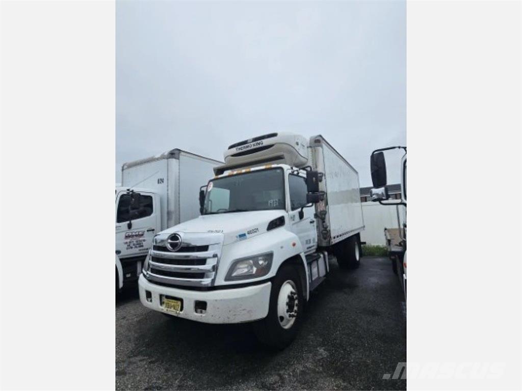 Hino 268 Caminhões caixa temperatura controlada