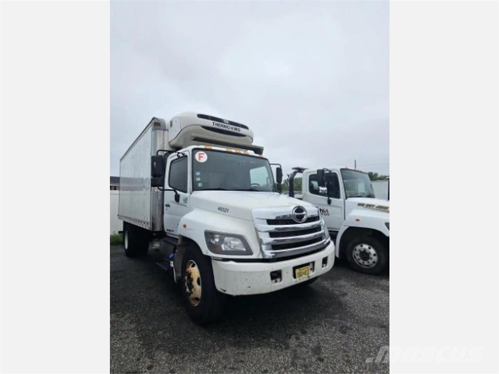 Hino 268 Caminhões caixa temperatura controlada