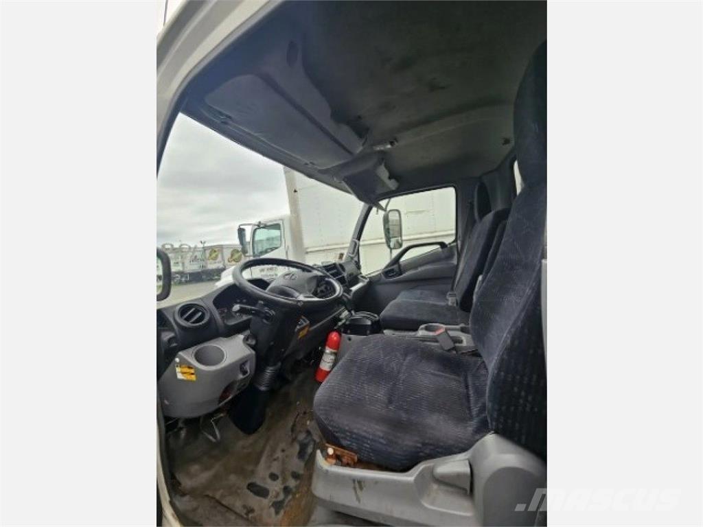 Hino 268 Caminhões caixa temperatura controlada