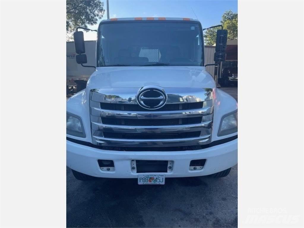 Hino 338 Camiões estrado/caixa aberta