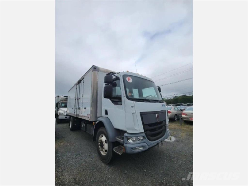 Kenworth K270 Caminhões de caixa fechada