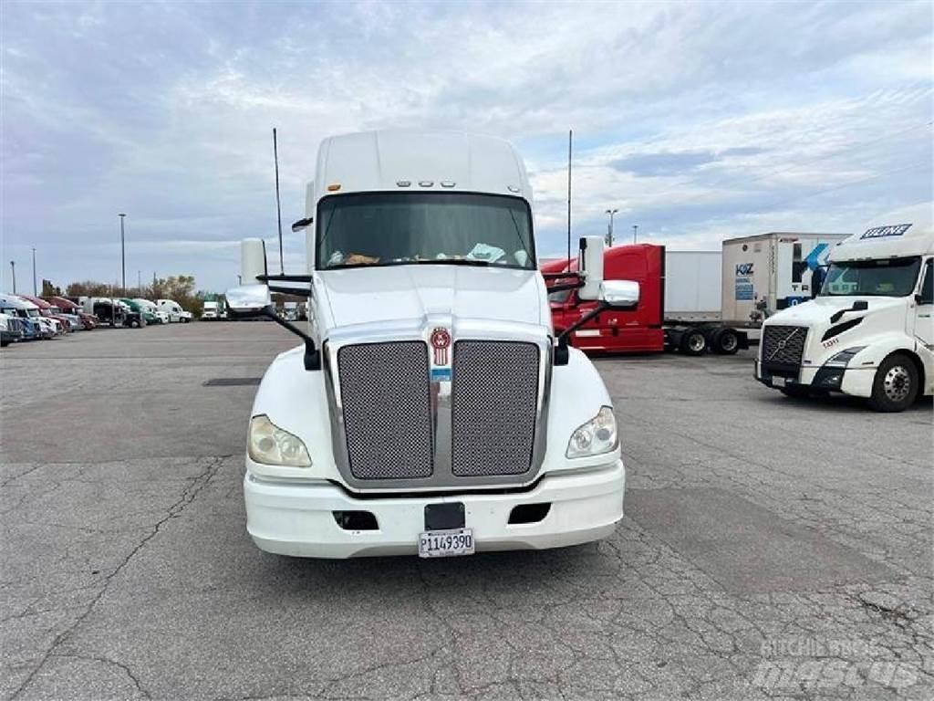 Kenworth T680 Cavalos Mecânicos