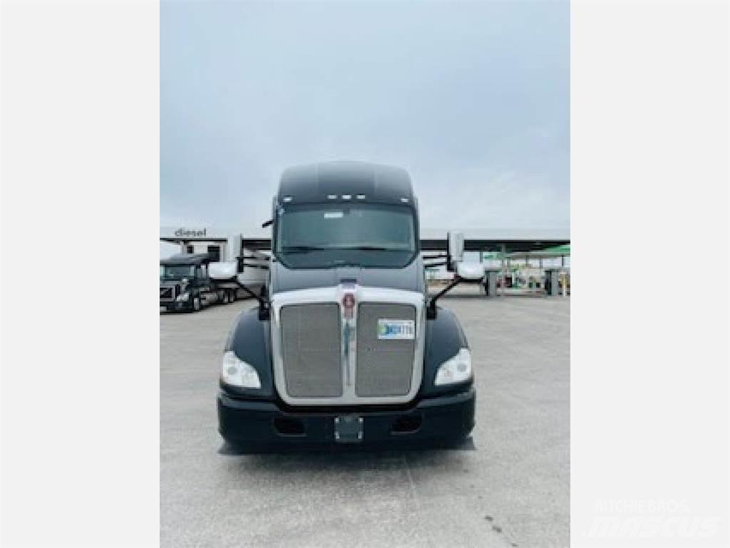 Kenworth T680 Cavalos Mecânicos