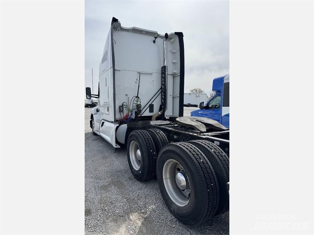 Kenworth T680 Cavalos Mecânicos