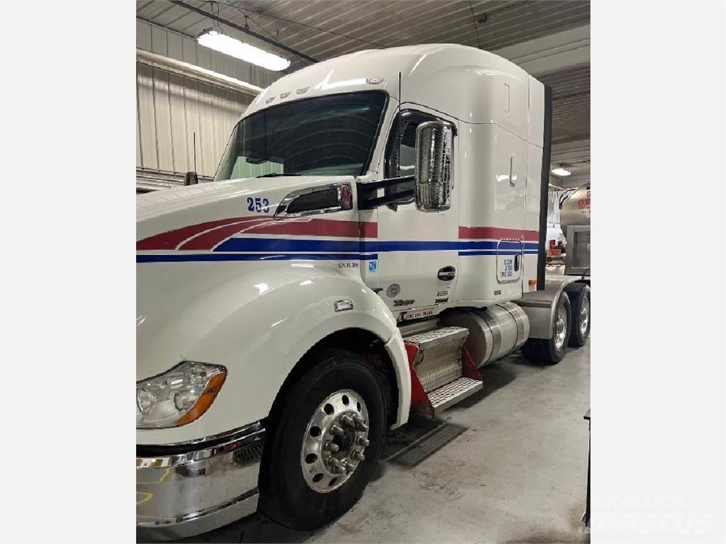 Kenworth T680 Cavalos Mecânicos
