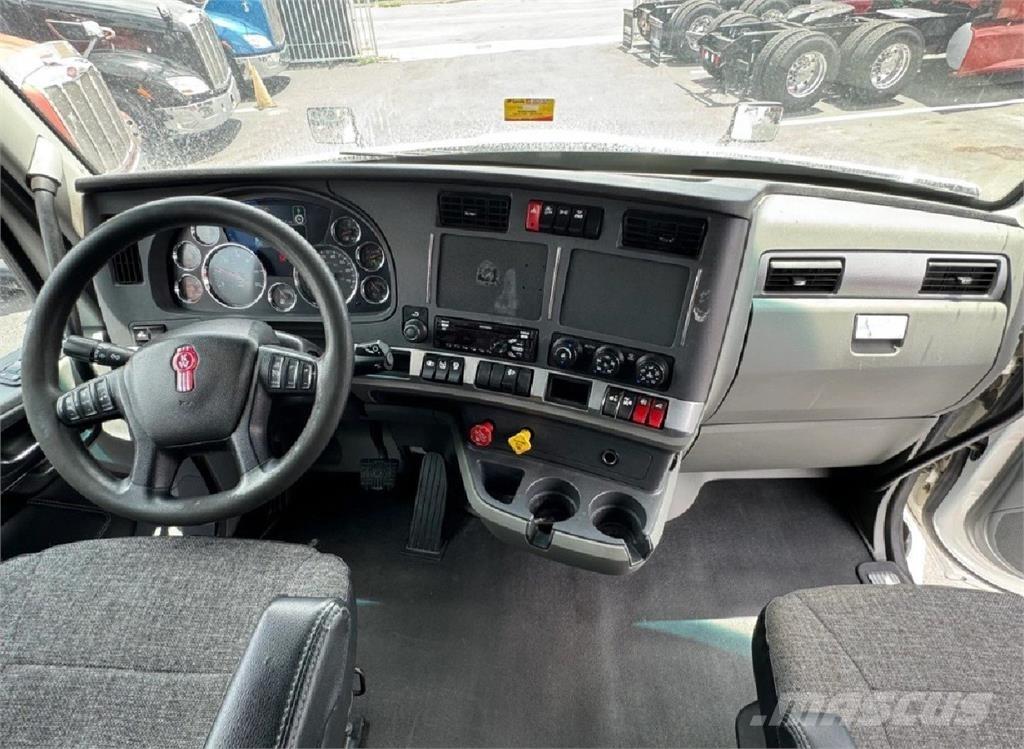 Kenworth T680 Cavalos Mecânicos