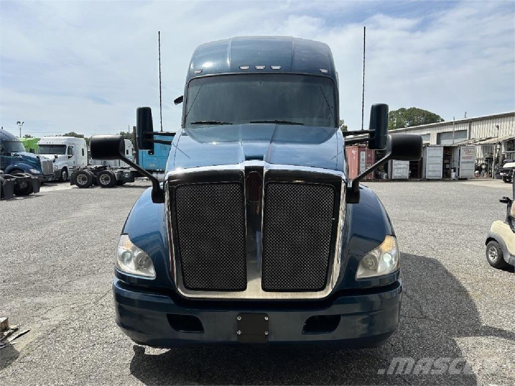 Kenworth T680 Cavalos Mecânicos