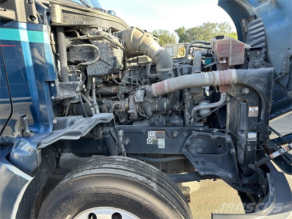 Kenworth T680 Cavalos Mecânicos