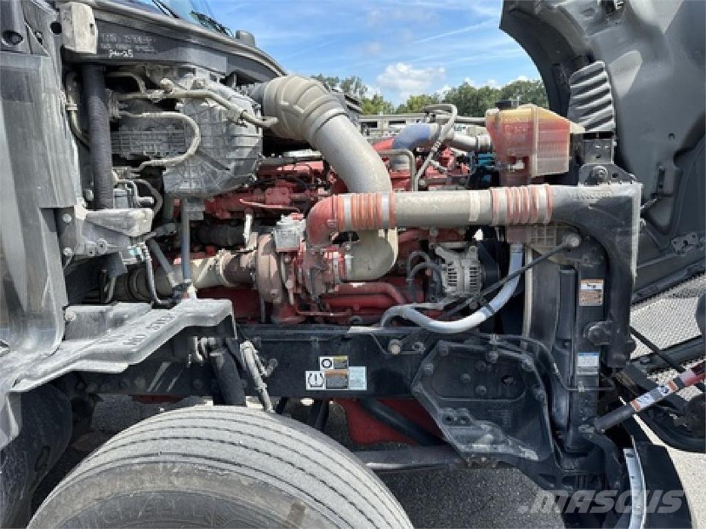 Kenworth T680 Cavalos Mecânicos