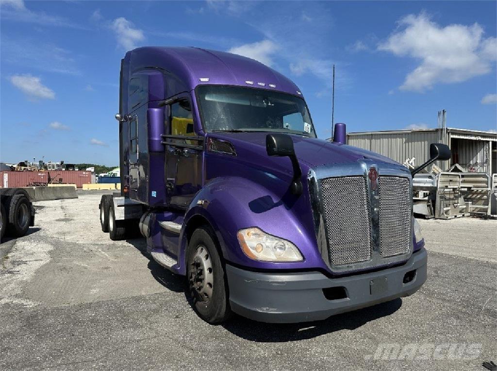 Kenworth T680 Cavalos Mecânicos