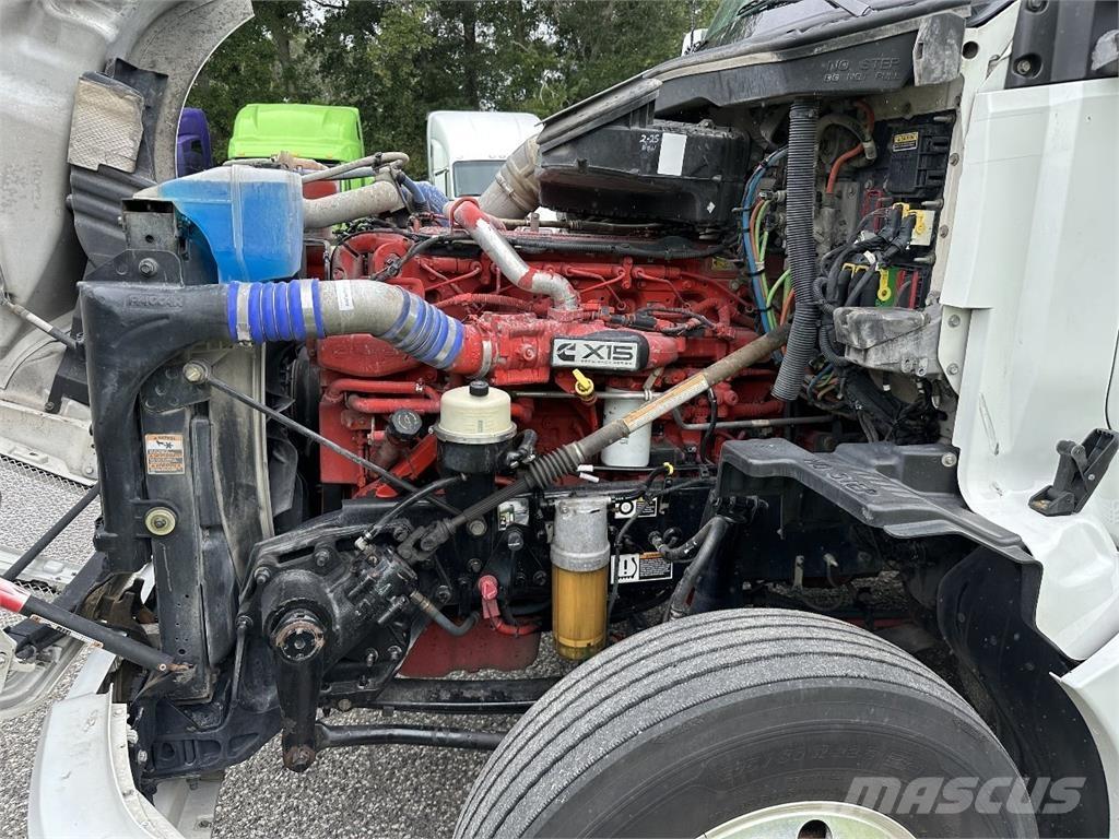 Kenworth T680 Cavalos Mecânicos