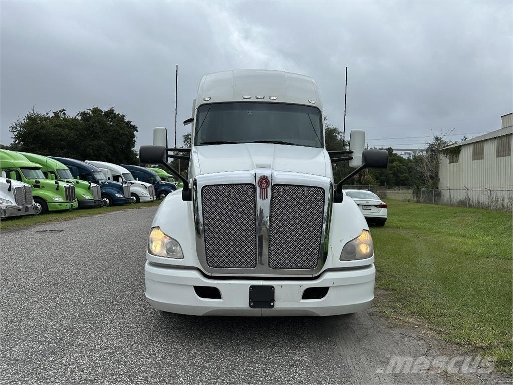 Kenworth T680 Cavalos Mecânicos