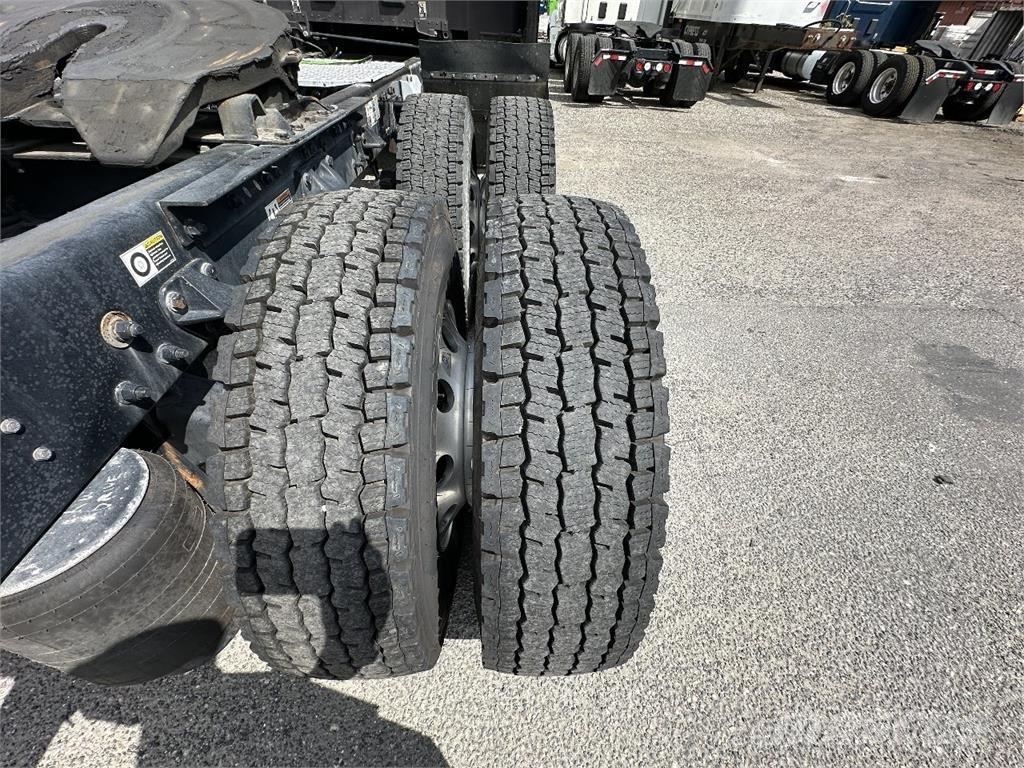 Kenworth T680 Cavalos Mecânicos