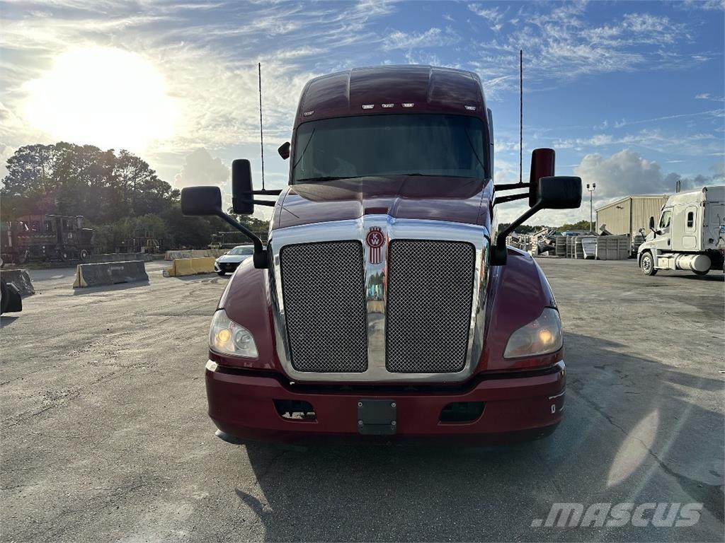 Kenworth T680 Cavalos Mecânicos