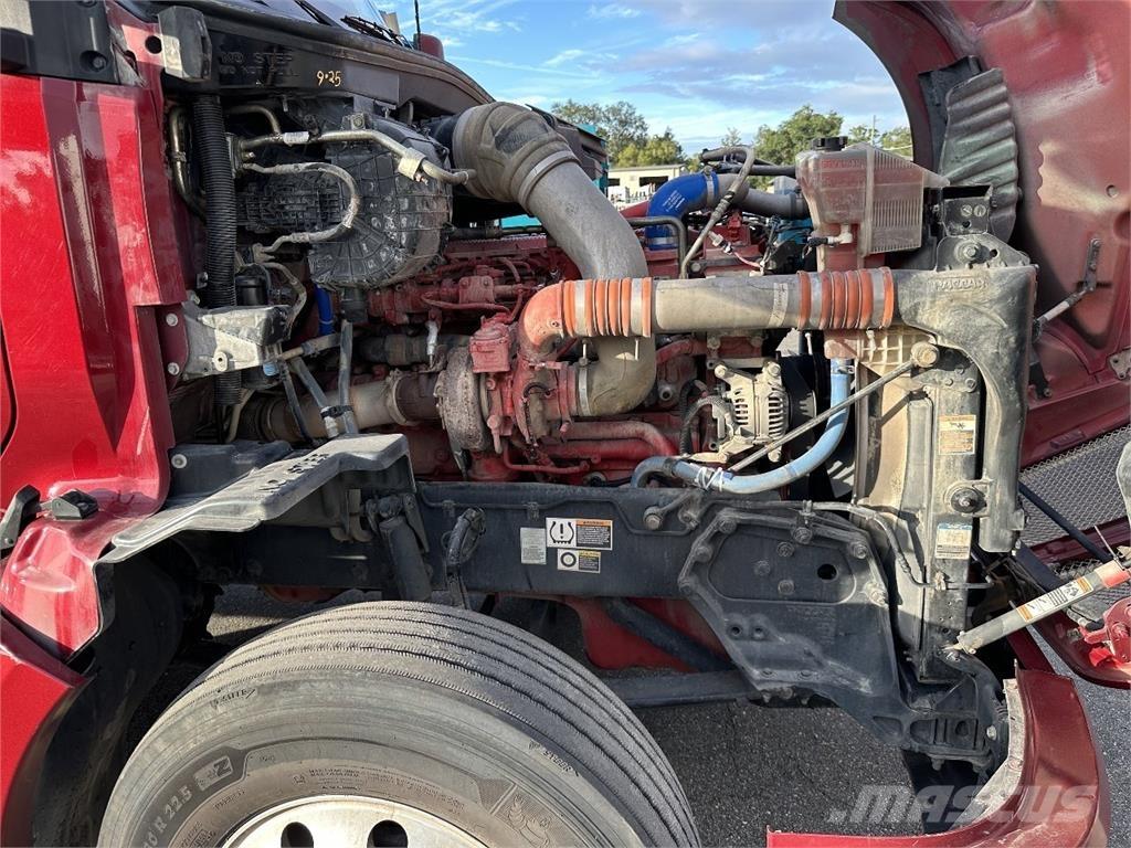 Kenworth T680 Cavalos Mecânicos