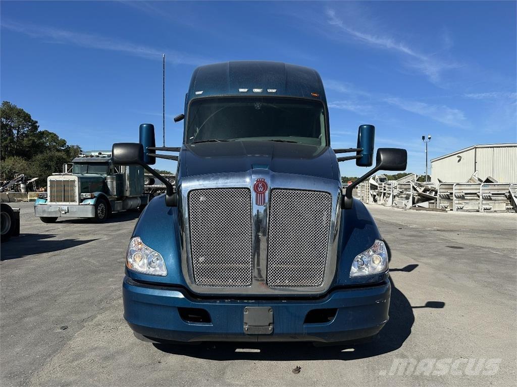 Kenworth T680 Cavalos Mecânicos