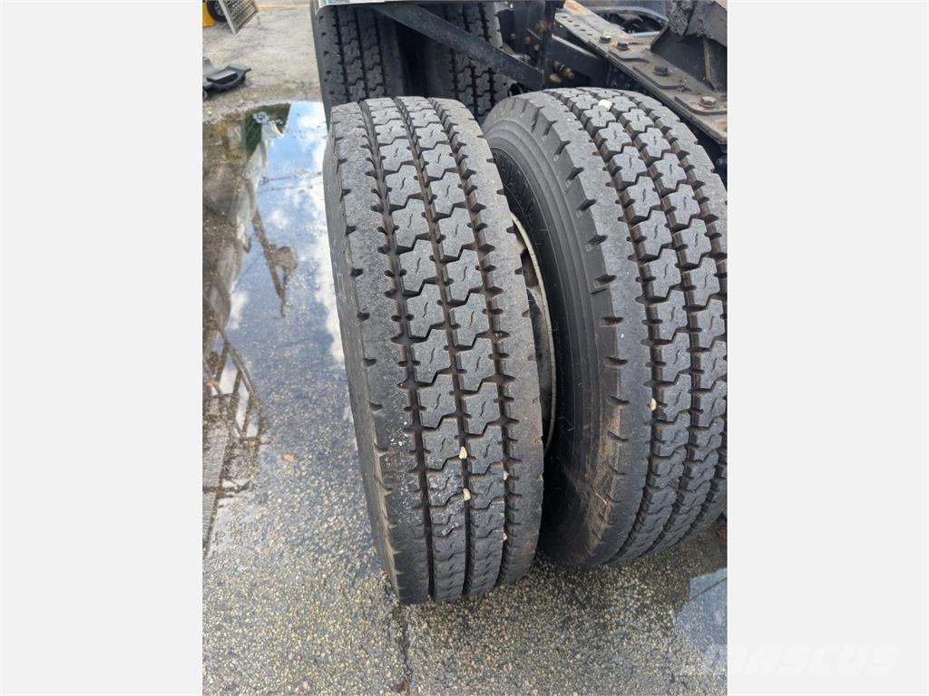 Kenworth T680 Cavalos Mecânicos