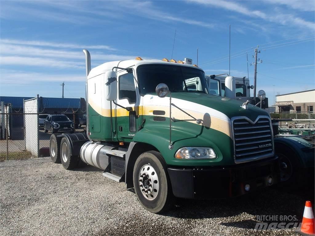 Mack CXU613 Cavalos Mecânicos