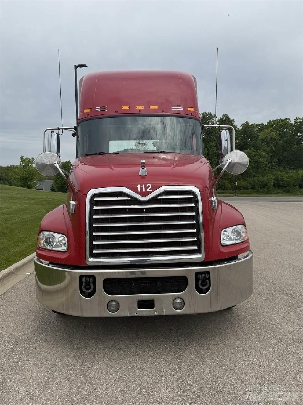 Mack CXU613 Cavalos Mecânicos