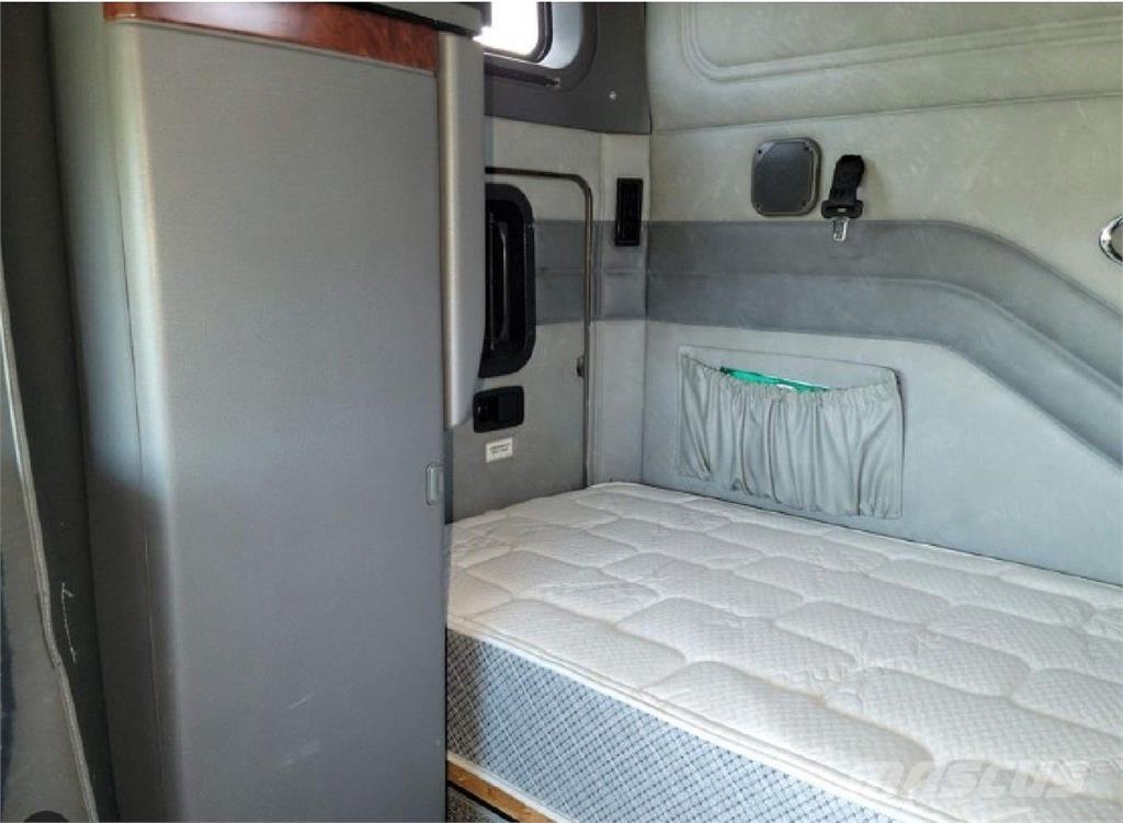 Mack CXU613 Cavalos Mecânicos