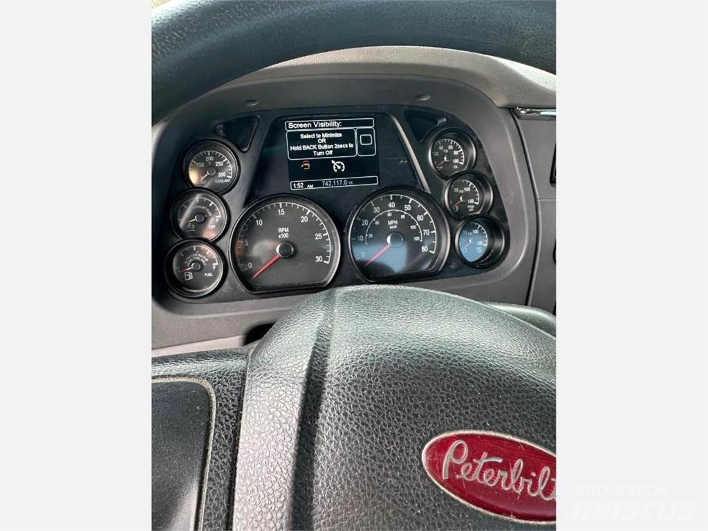 Peterbilt 567 Cavalos Mecânicos