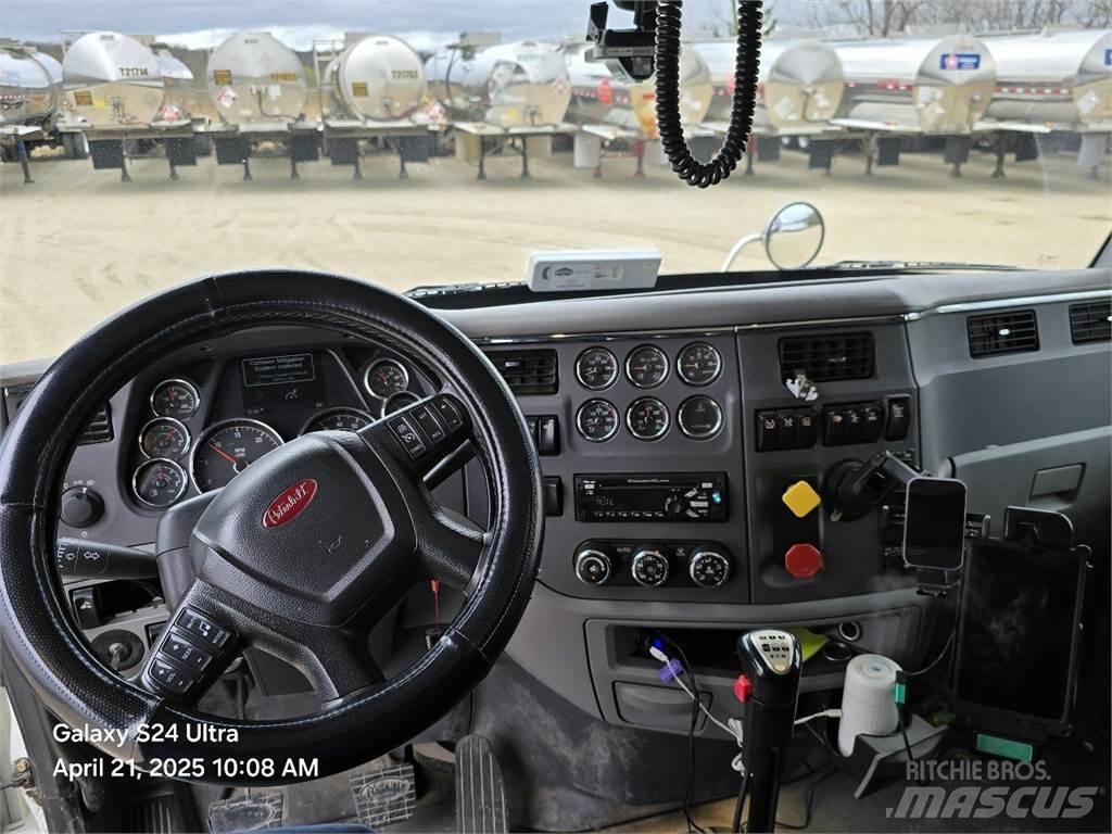 Peterbilt 567 Cavalos Mecânicos