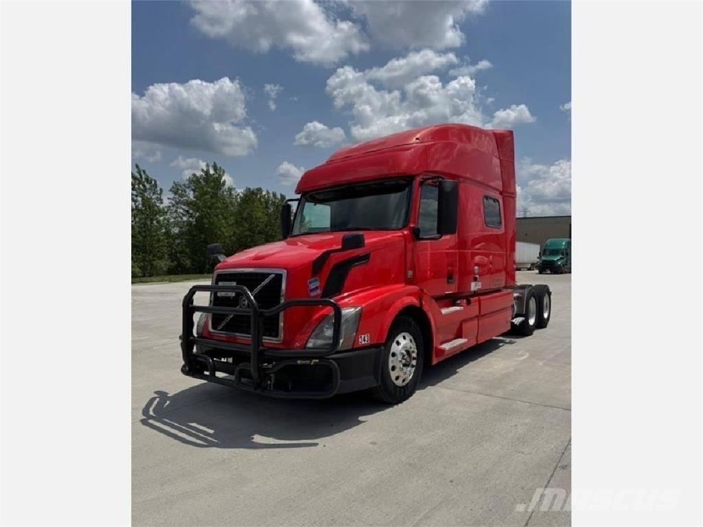 Volvo VNL 860 Cavalos Mecânicos