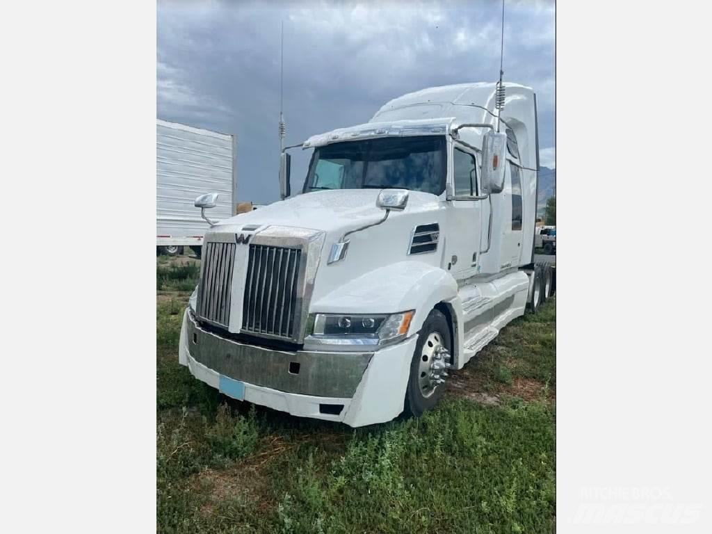 Western Star 5700XE Cavalos Mecânicos
