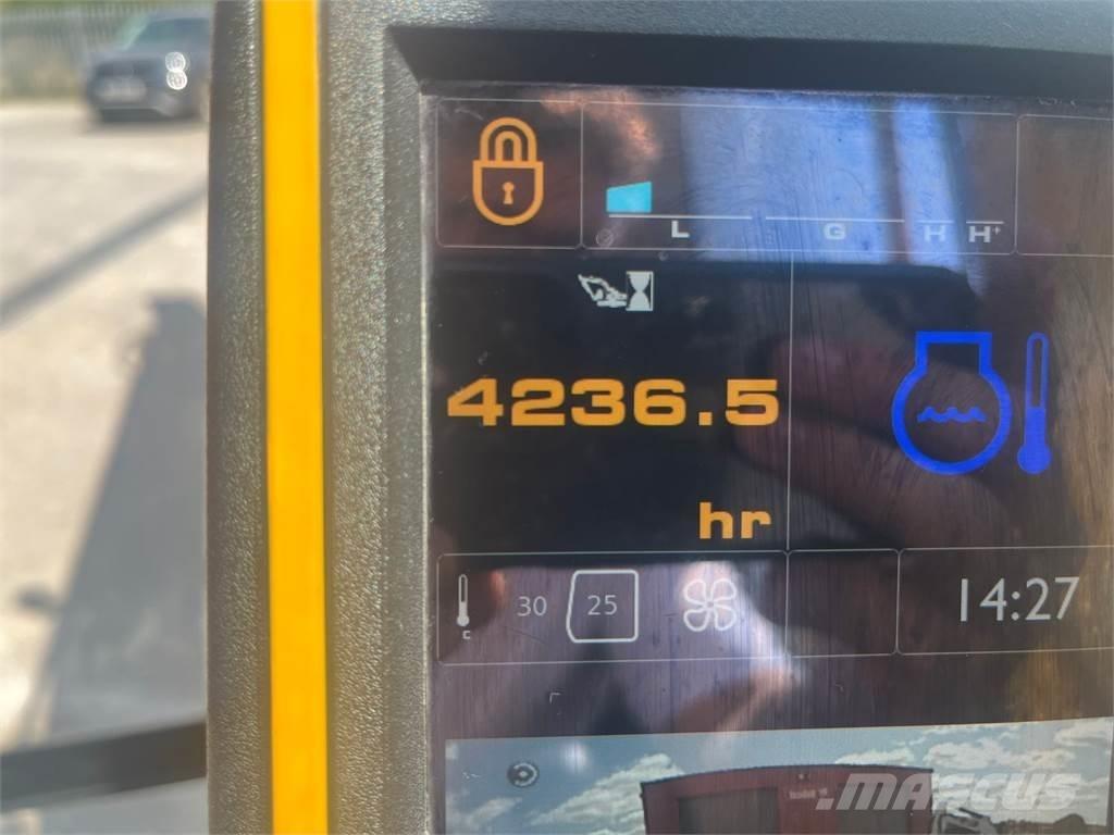 JCB JS130 LC Construção - Outros
