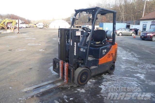 Doosan GC25P-5 Empilhadores - Outros