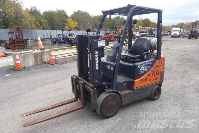 Doosan GC25P-5 Empilhadores - Outros