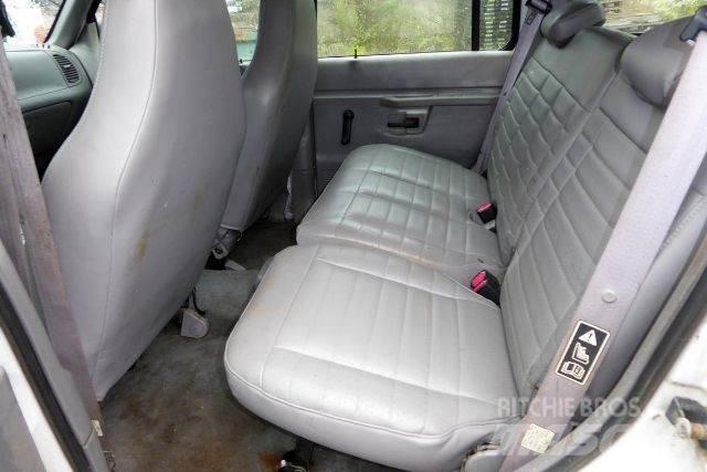 Ford Explorer Pick up de caixa aberta